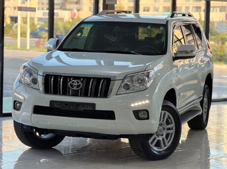 Toyota Land Cruiser Prado 2013