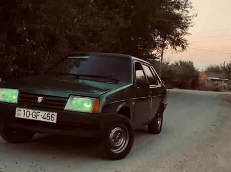 LADA (VAZ) 21099 1999