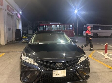 Toyota Camry 2018