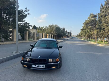BMW 740 2001