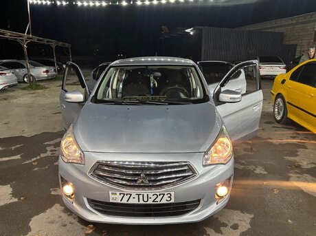 Mitsubishi Attrage 2016