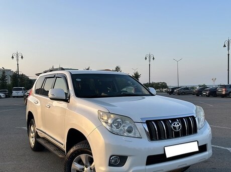 Toyota Land Cruiser Prado 2012