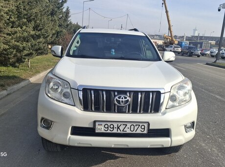 Toyota Land Cruiser Prado 2010