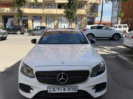 Mercedes E 300 2019
