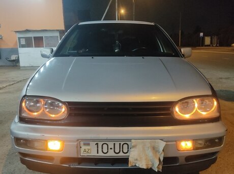 Volkswagen Golf 1996