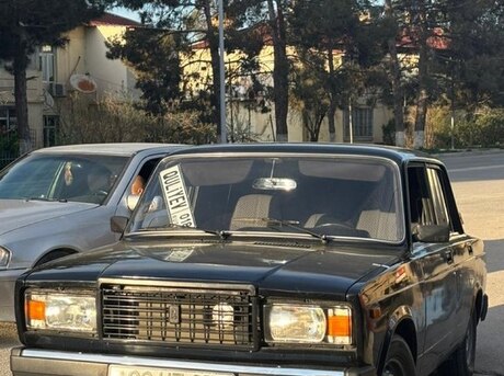LADA (VAZ) 2107 2010
