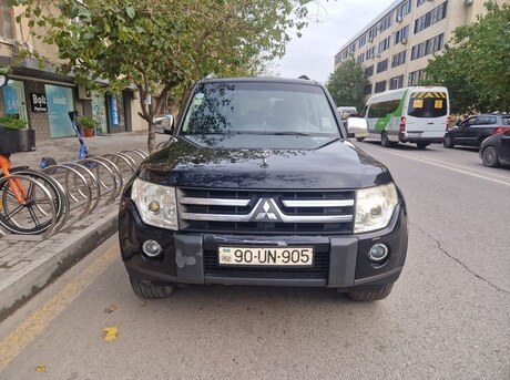 Mitsubishi Pajero 2008