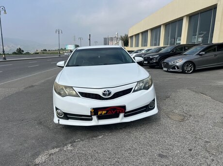 Toyota Camry 2014