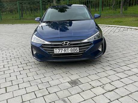 Hyundai Elantra 2019