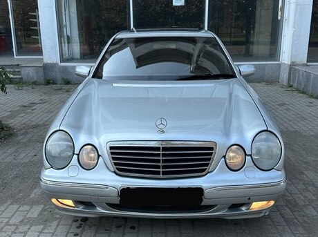 Mercedes E 270 2001