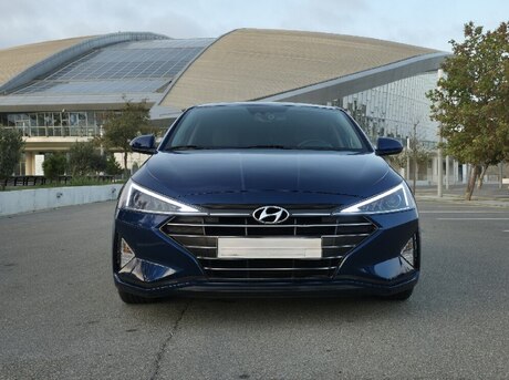 Hyundai Elantra 2018