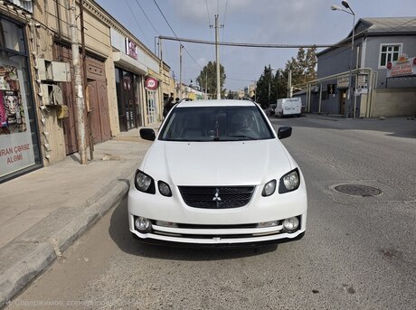 Mitsubishi Airtrek 2002