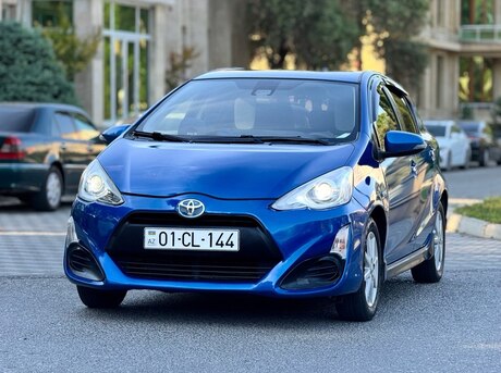 Toyota Prius C 2017