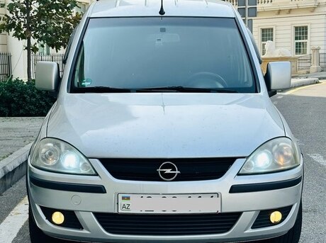 Opel Combo 2011
