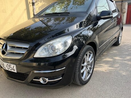 Mercedes B 170 2009