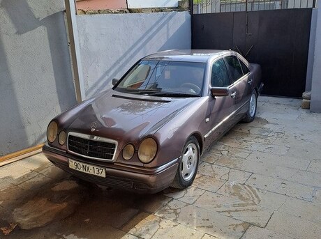 Mercedes E 230 1996