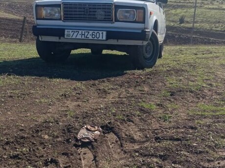 LADA (VAZ) 2107 2009