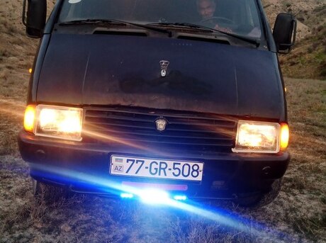 GAZ 330232-744 1998