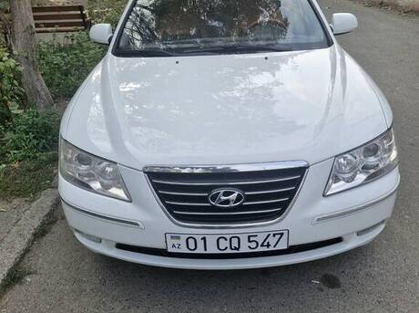 Hyundai Sonata 2010