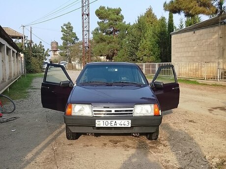 LADA (VAZ) 21099 2000