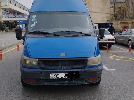 Ford Transit 2000