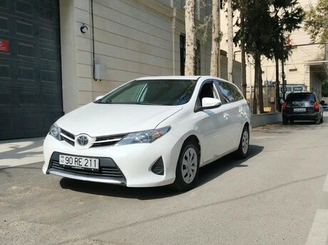 Toyota Auris 2014