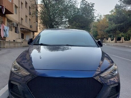 Hyundai Elantra 2017