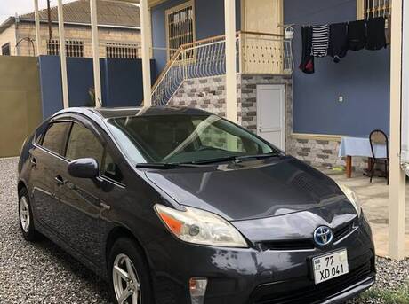 Toyota Prius 2015