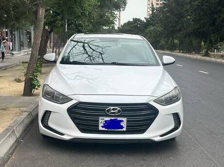 Hyundai Elantra 2016