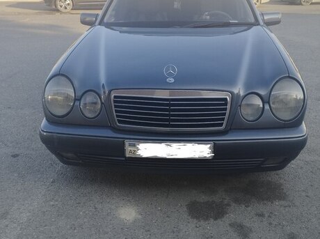 Mercedes E 240 1999