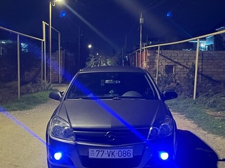 Opel Astra 2008