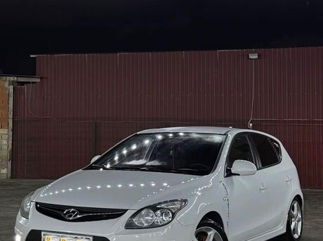 Hyundai i30 2011