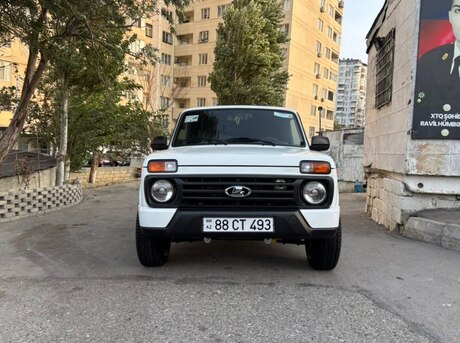 LADA (VAZ) Niva 2018