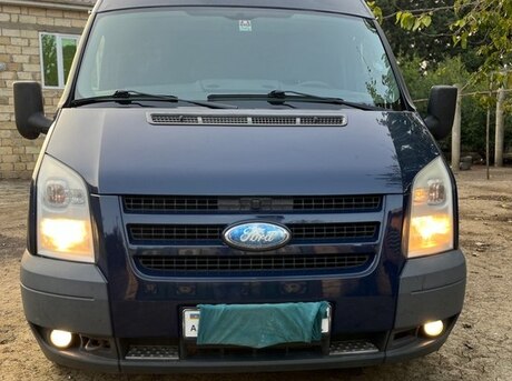 Ford Transit 2010