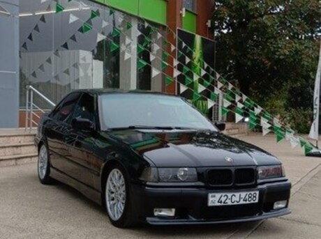 BMW 320 1993