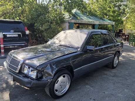 Mercedes 190 1993