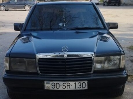 Mercedes 190 1990