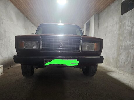 LADA (VAZ) 2107 2000
