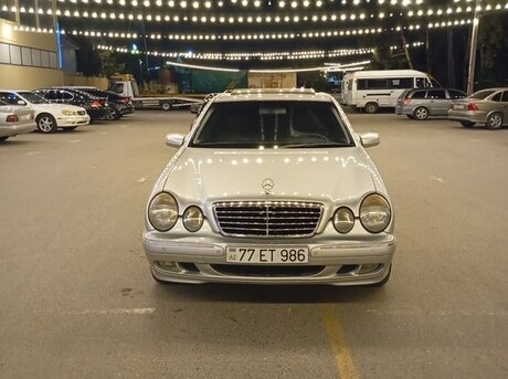 Mercedes E 240 2000