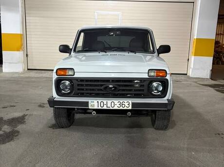 LADA (VAZ) Niva 2012