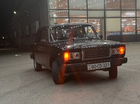 LADA (VAZ) 2107 2010