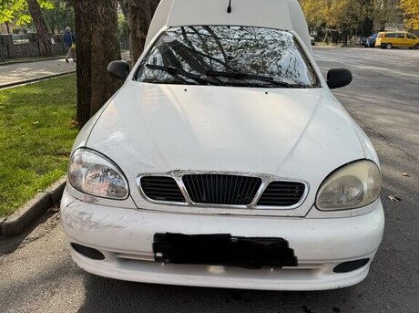 Daewoo Lanos 2011