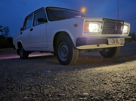 LADA (VAZ) 2107 2004
