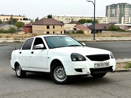 LADA (VAZ) Priora 2013