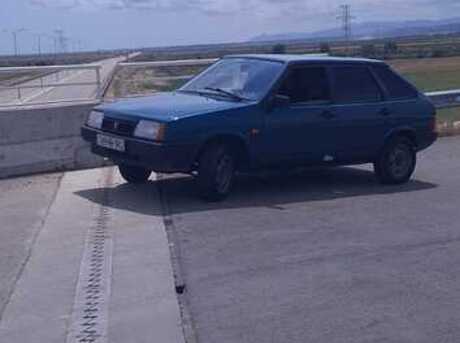 LADA (VAZ) 2109 1998