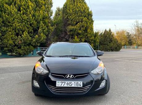 Hyundai Elantra 2011