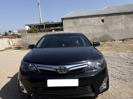 Toyota Camry 2012