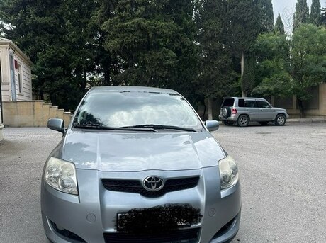 Toyota Auris 2009