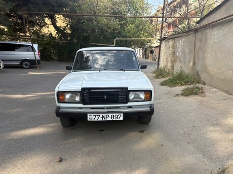 LADA (VAZ) 2107 2005