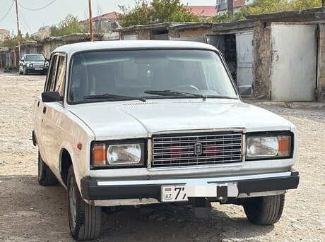 LADA (VAZ) 2107 2000